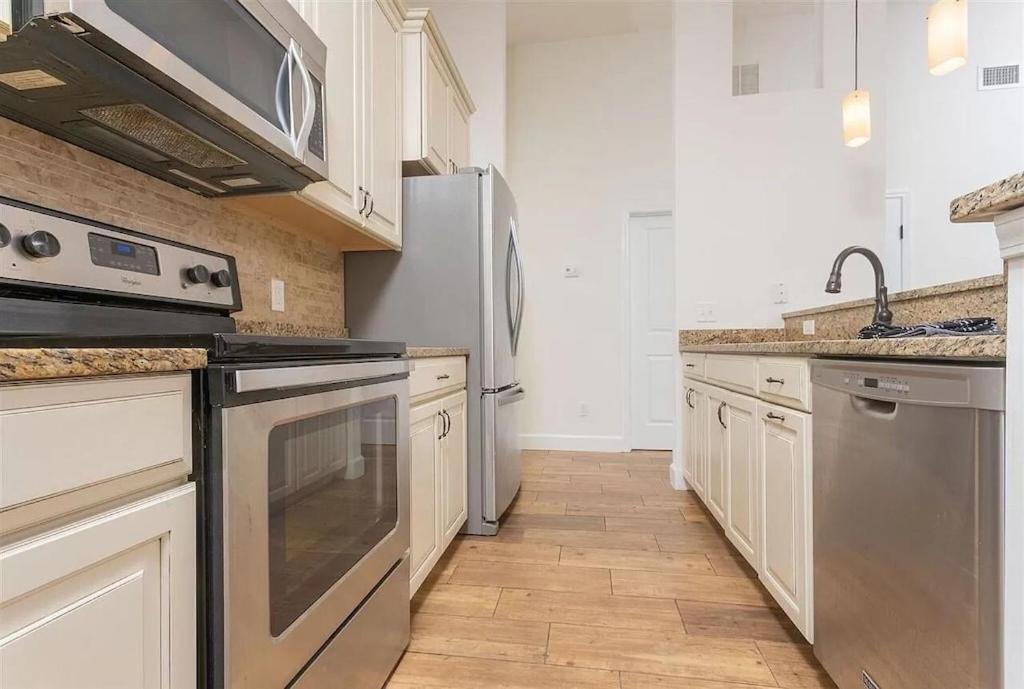 Modern, Upscale, And New Blue Bungalow In The Heart Of Downtown St Augustine St. Augustine Exteriér fotografie