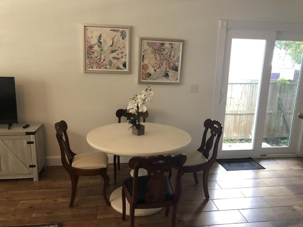 Modern, Upscale, And New Blue Bungalow In The Heart Of Downtown St Augustine St. Augustine Exteriér fotografie